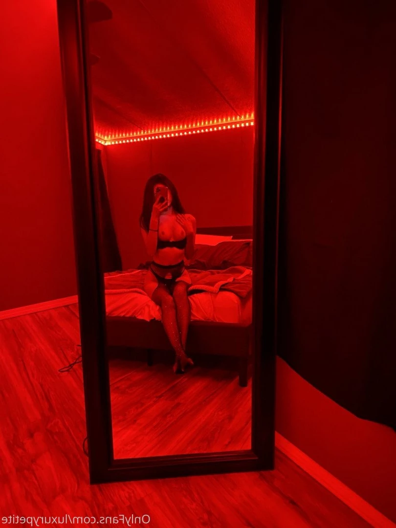 Cherrybomb [ luxurypetite ] Onlyfans leaked photo 5384537 on Hotleaks.tv
