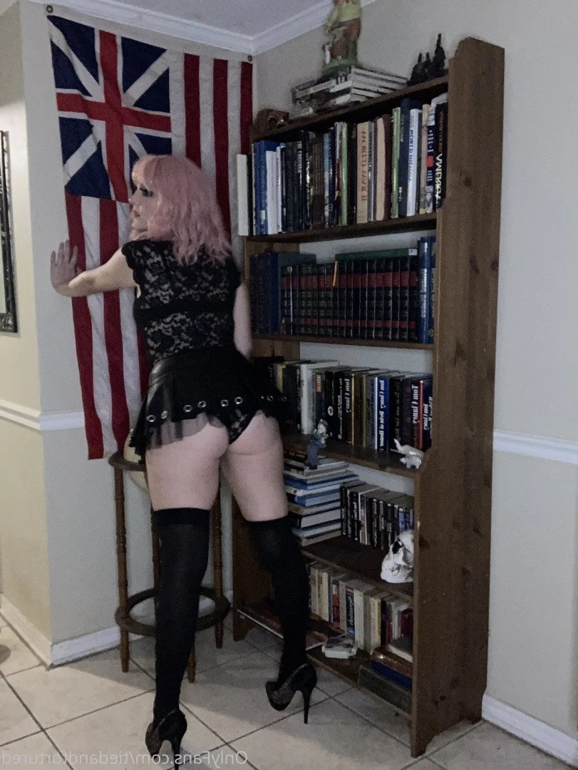 Tiffany Moon 🌙 [ martianincharge ] Onlyfans leaked photo 5501168 on Hotleaks.tv