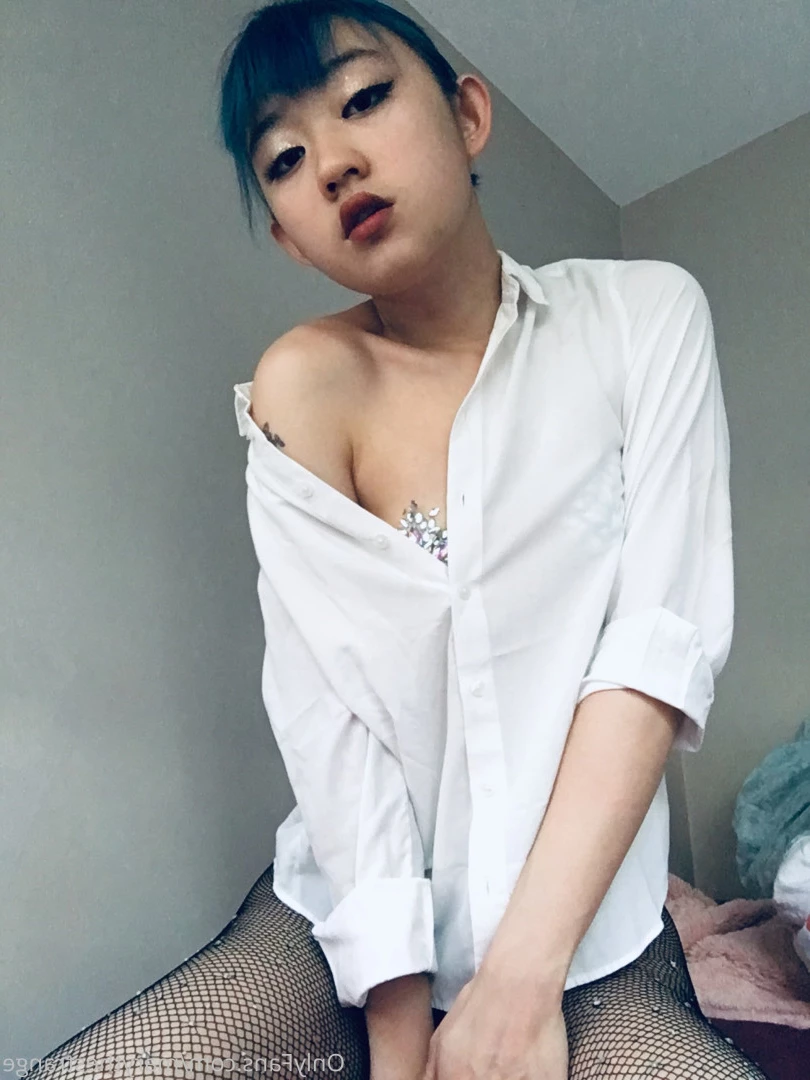 Mary [ marythestrange ] Onlyfans leaked photo 5566432 on Hotleaks.tv