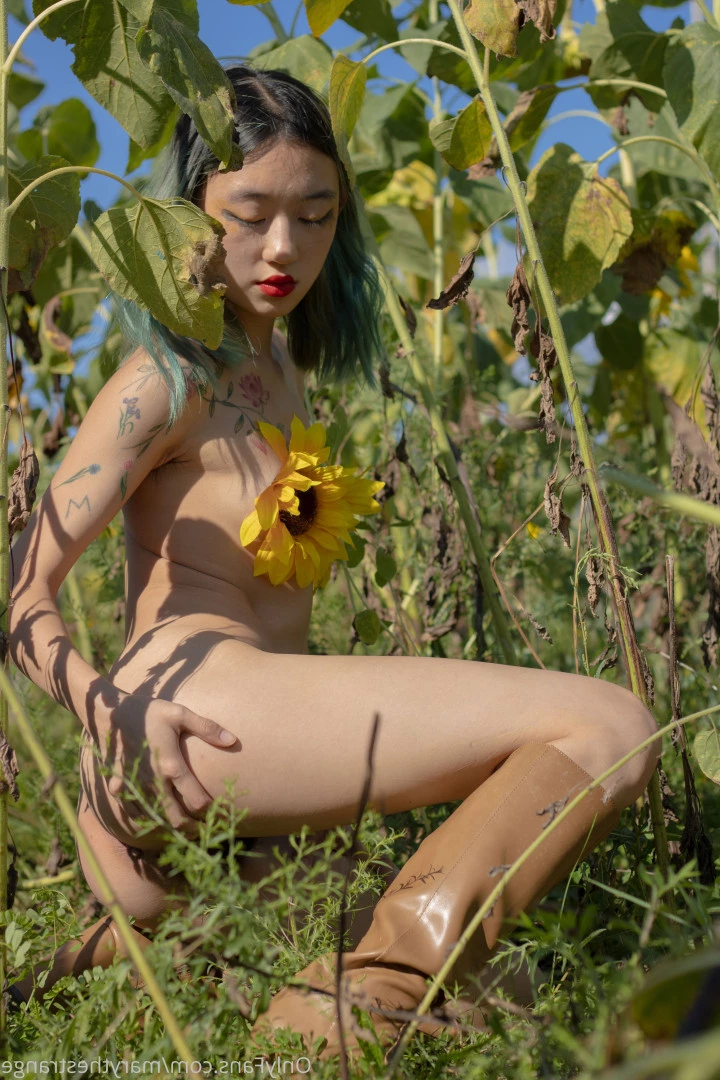 Mary [ marythestrange ] Onlyfans leaked photo 5571218 on Hotleaks.tv