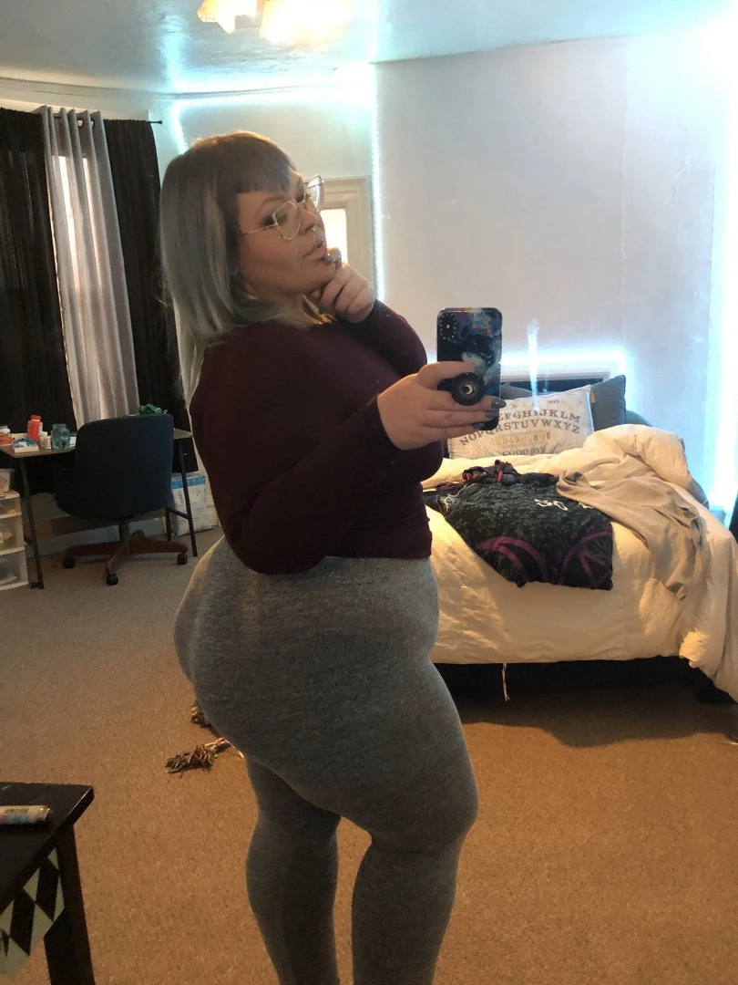 YOUR BBW GF MCJIGGLEZZZ 🍑 [ mcjigglezzz ] Onlyfans leaked photo 5433390 on Hotleaks.tv