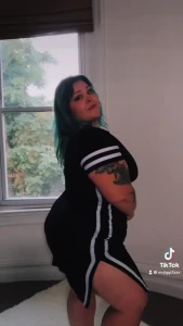 YOUR BBW GF MCJIGGLEZZZ 🍑 [ mcjigglezzz ] Onlyfans leaked video 8681768 on Hotleaks.tv