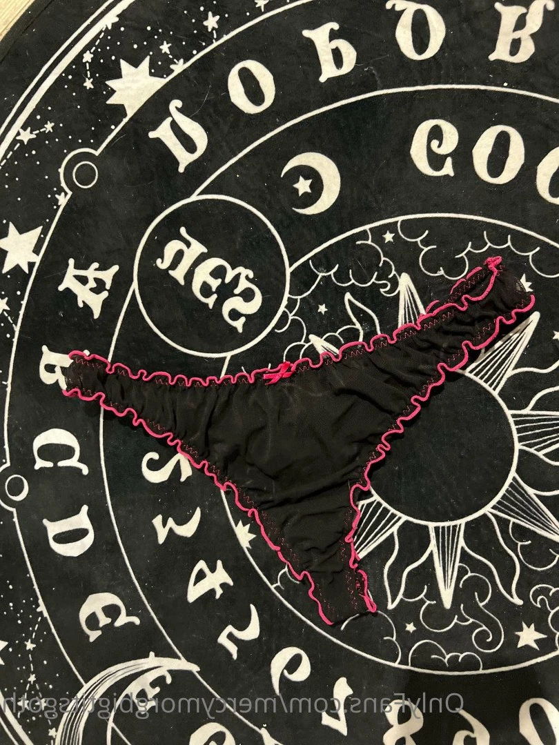 Mercy Morg [ mercymorgbigtitsgoth ] Onlyfans leaked photo 5401247 on Hotleaks.tv
