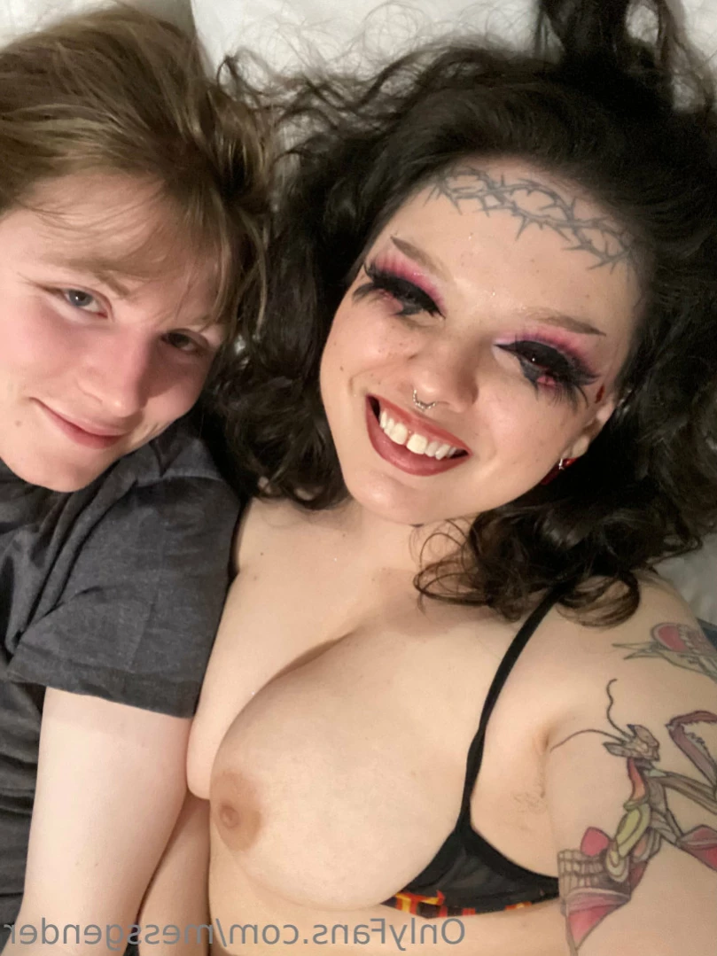 God 👼 [ messgender ] Onlyfans leaked photo 11153653 on Hotleaks.tv