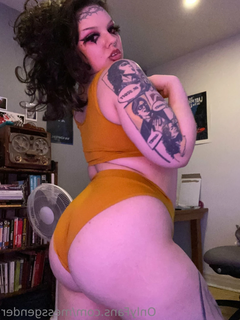 God 👼 [ messgender ] Onlyfans leaked photo 16254788 on Hotleaks.tv