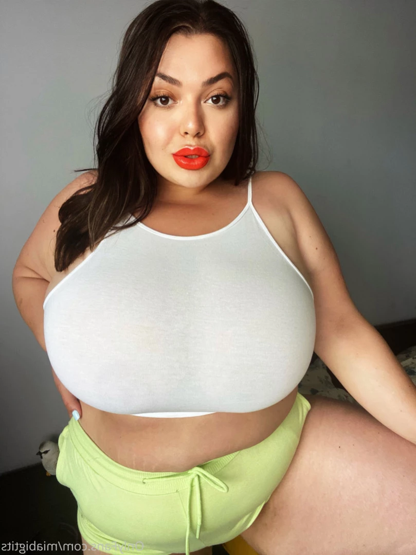 miabigtits Onlyfans leaked photo 14851454 on Hotleaks.tv