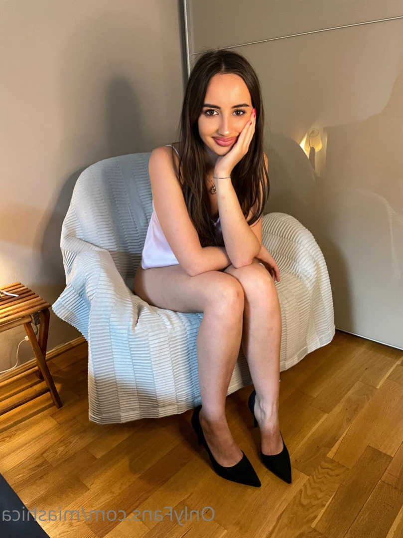 Mia 18 😻 [ miashica ] Onlyfans leaked photo 12017941 on Hotleaks.tv