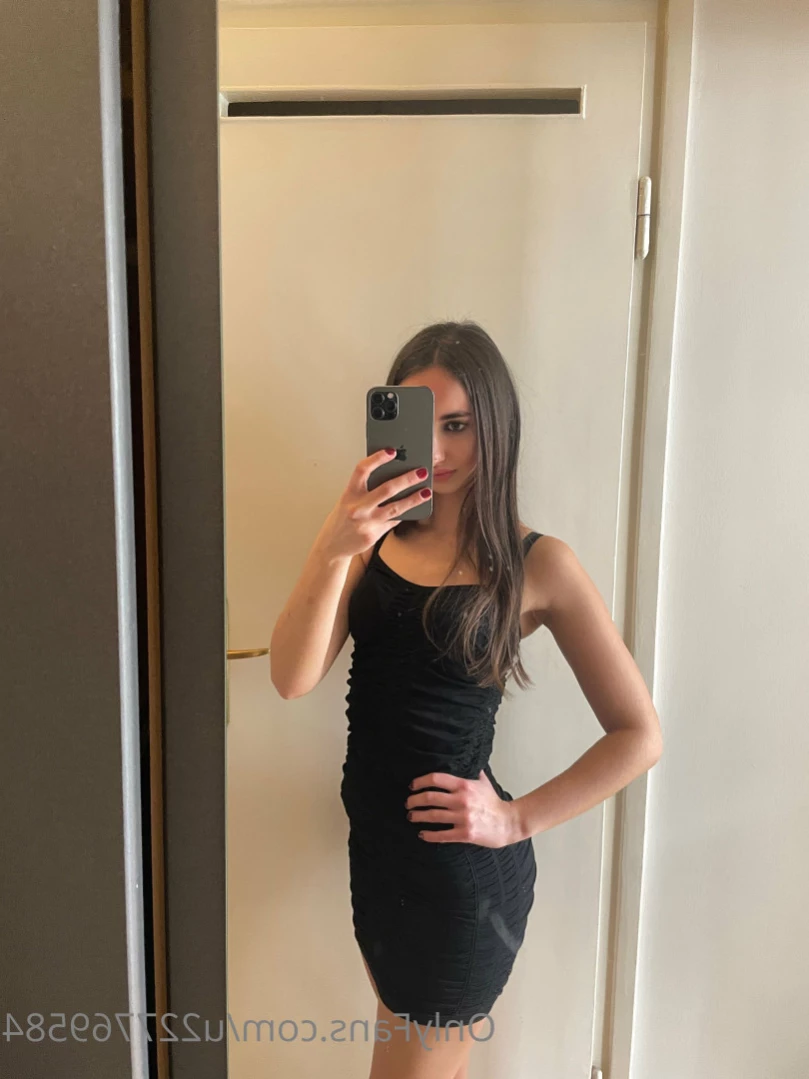 Mia 18 😻 [ miashica ] Onlyfans leaked photo 13034091 on Hotleaks.tv