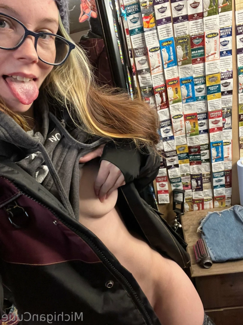 Michigan Cutie [ michigancutiefree ] Onlyfans leaked photo 12273301 on Hotleaks.tv