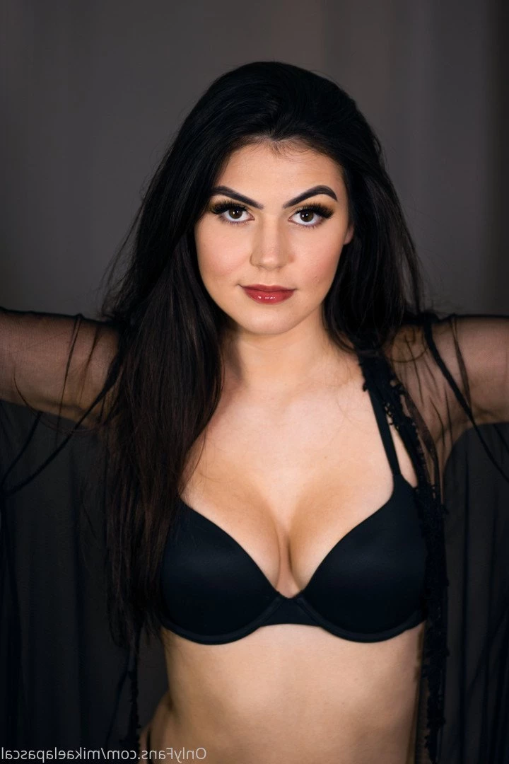 Mikaela Pascal [ mikaelapascal ] Onlyfans leaked photo 5362393 on Hotleaks.tv
