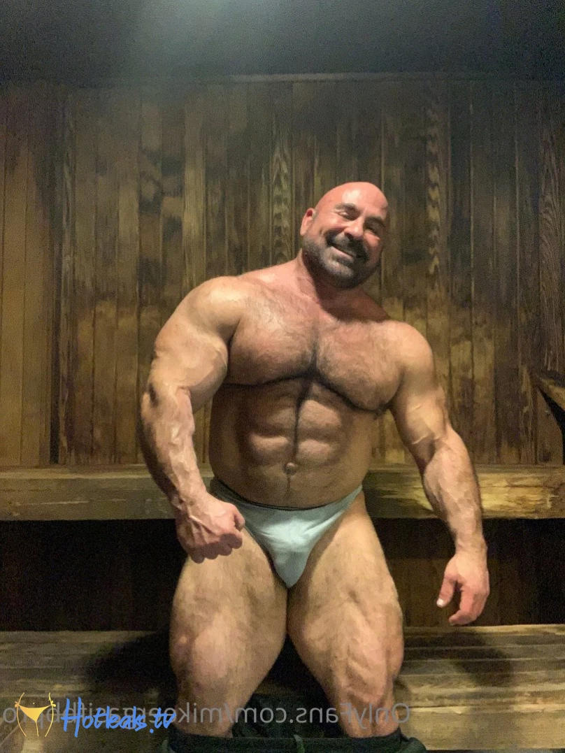 mikeergasifbbpro Onlyfans leaked photo 5490965 on Hotleaks.tv