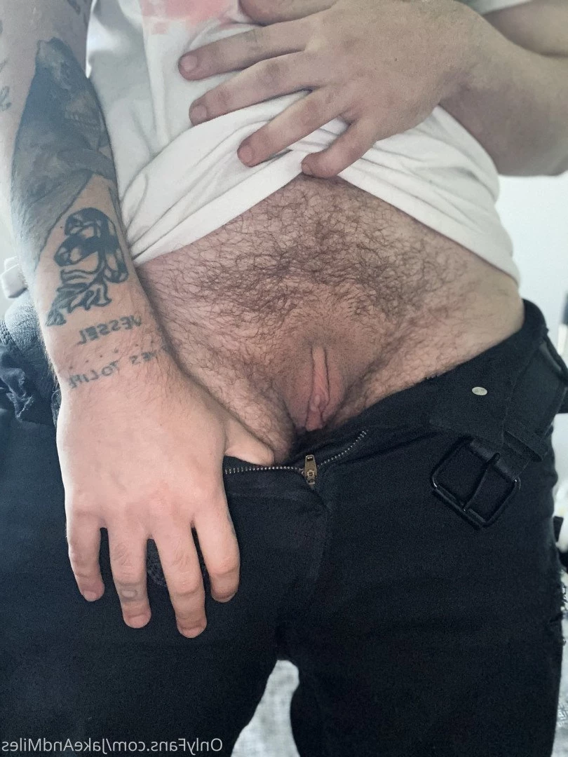 Miles 🌤🐶 [ milesmutt ] Onlyfans leaked photo 5387372 on Hotleaks.tv