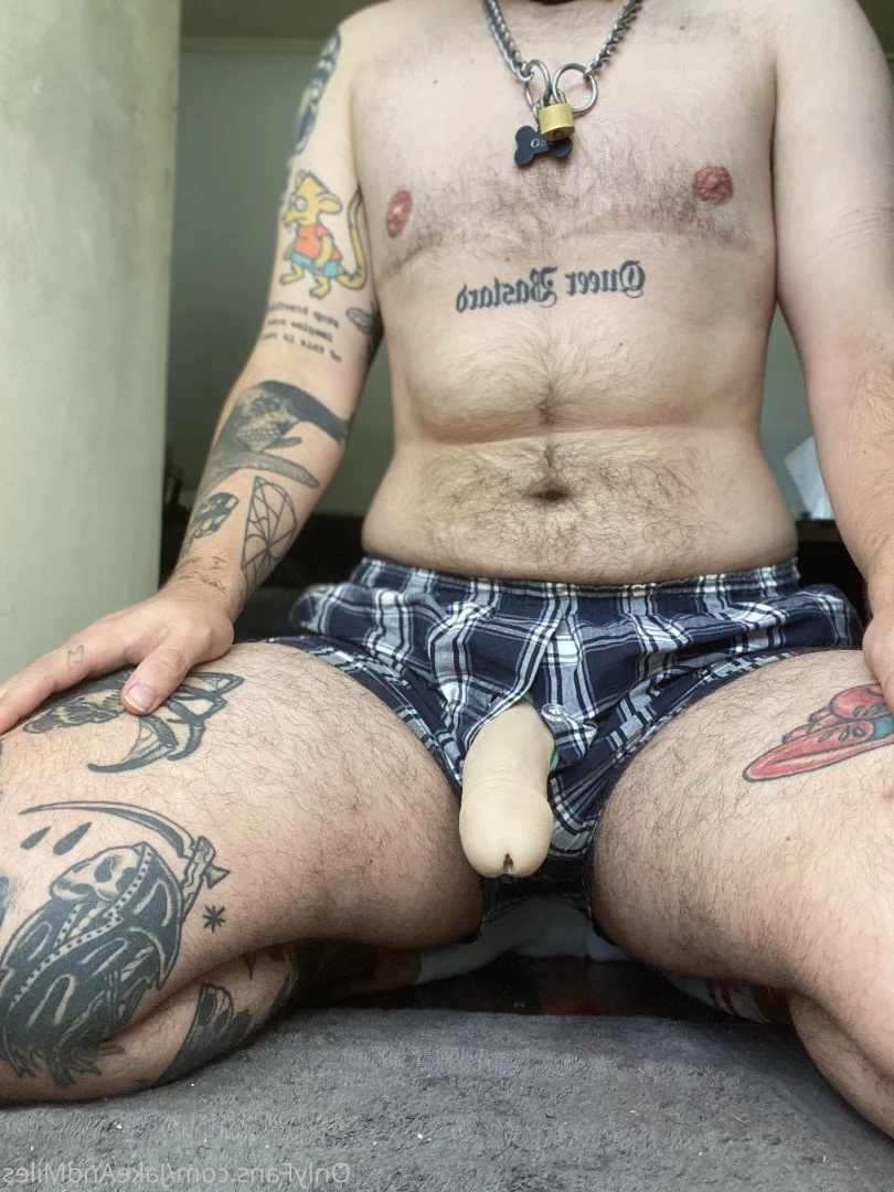 Miles 🌤🐶 [ milesmutt ] Onlyfans leaked photo 5398194 on Hotleaks.tv