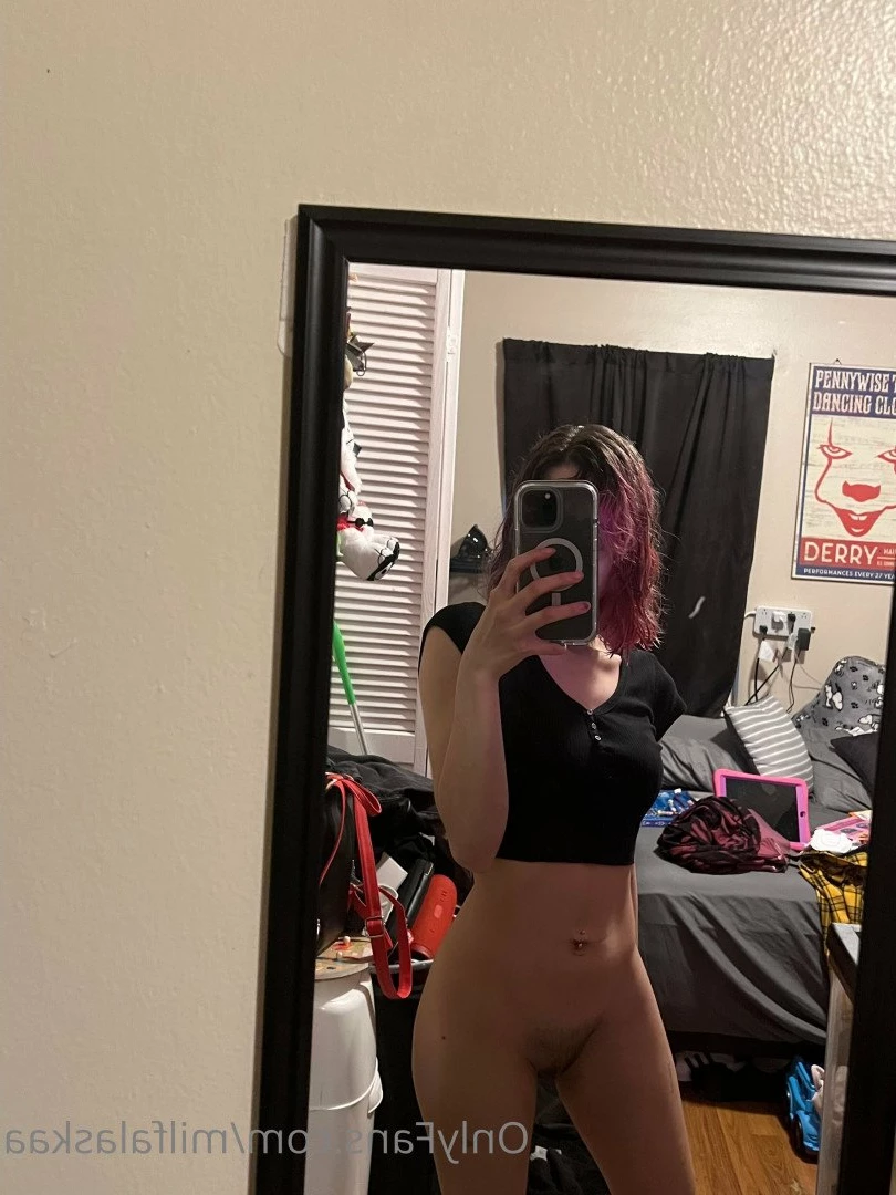 Alaska 🖤 [ milfalaskaa ] Onlyfans leaked photo 5350423 on Hotleaks.tv