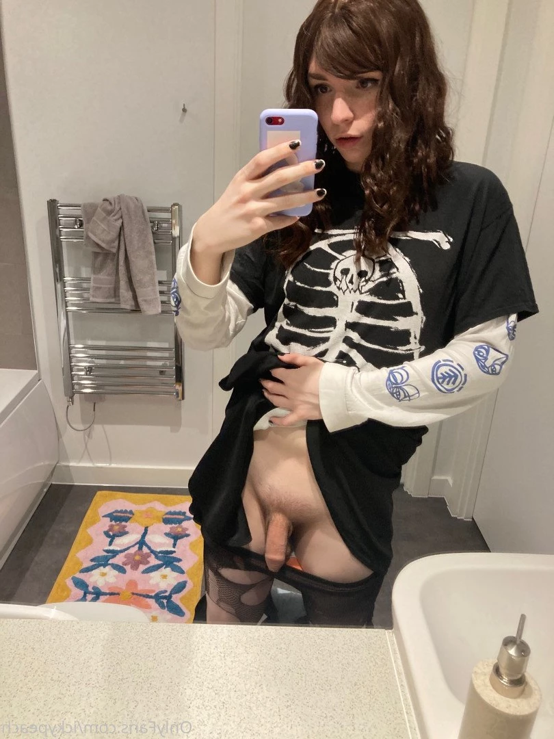 Ashley ✨ [ ickyy ] Onlyfans leaked photo 503995 on Hotleaks.tv