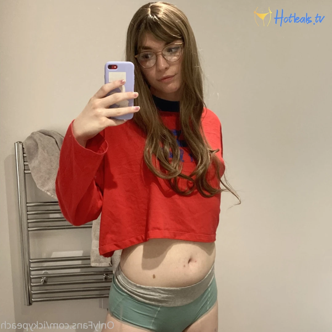 Ashley ✨ [ ickyy ] Onlyfans leaked photo 11402390 on Hotleaks.tv