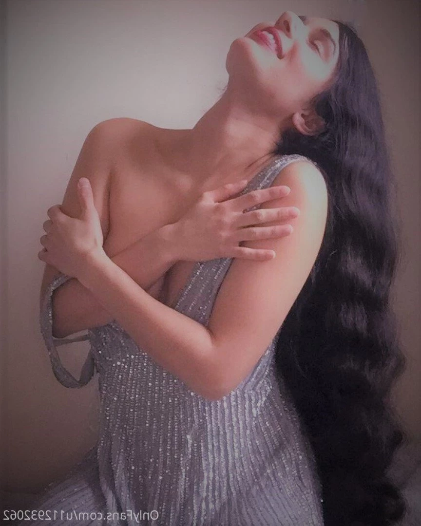 Mirabella Estella [ mirabellaestella ] Onlyfans leaked photo 5337277 on Hotleaks.tv