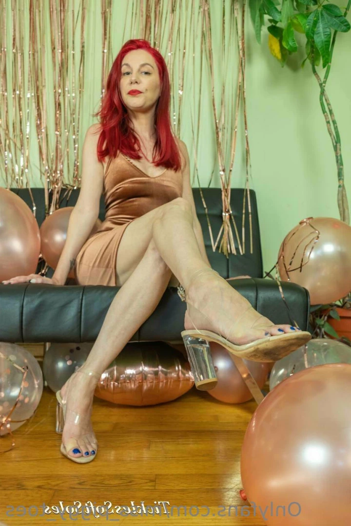 Miss.Piggytoes FREE [ miss.piggytoes ] Onlyfans leaked photo 7728049 on Hotleaks.tv
