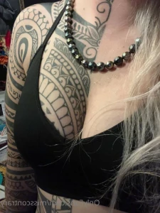 5484296