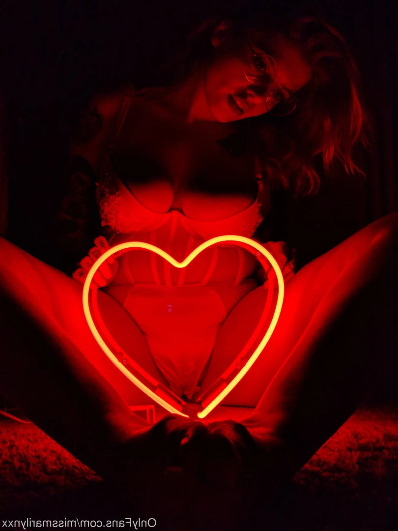 Miss Marilyn Ⓥ [ missmarilynxx ] Onlyfans leaked photo 9301284 on Hotleaks.tv
