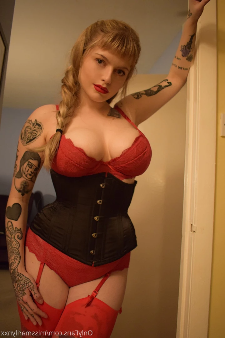 Miss Marilyn Ⓥ [ missmarilynxx ] Onlyfans leaked photo 9303269 on Hotleaks.tv