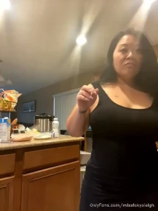 🔥The OG BIG BOOTY ASIAN💦 [ misstokyoleigh ] Onlyfans leaked video 5220805 on Hotleaks.tv
