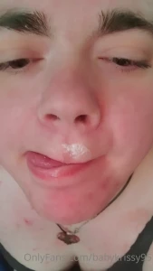 5221950