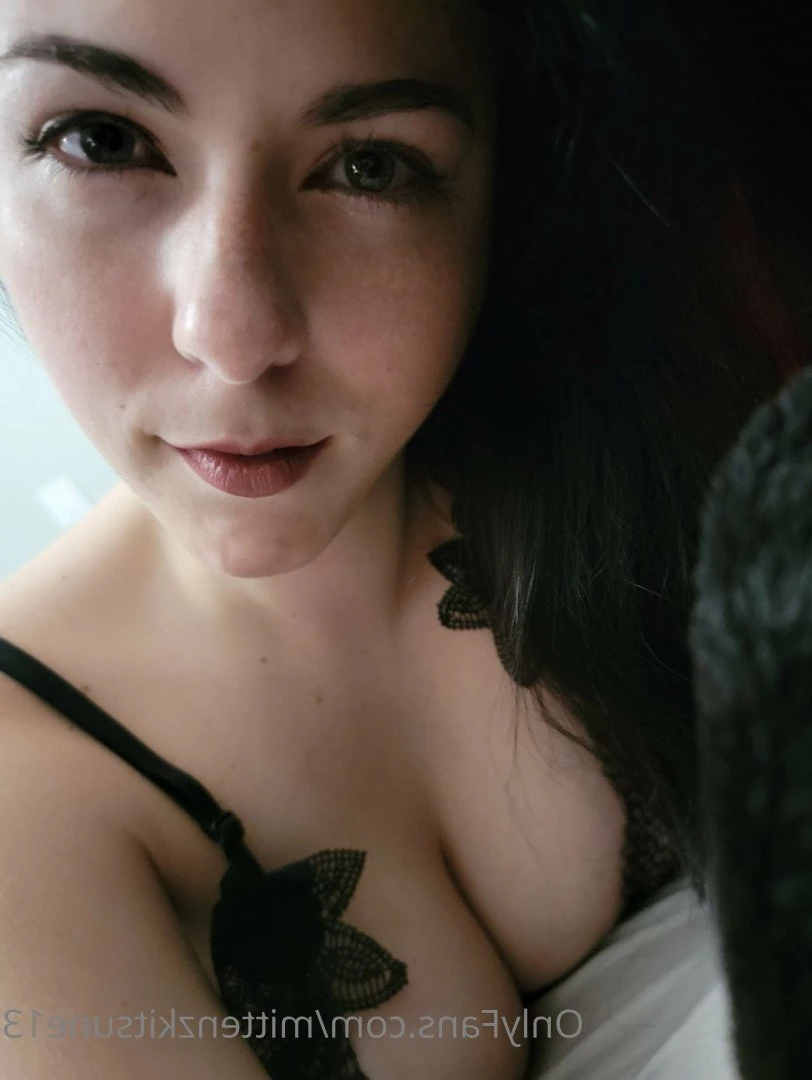 mittenzkitsune13 Onlyfans leaked photo 5105912 on Hotleaks.tv