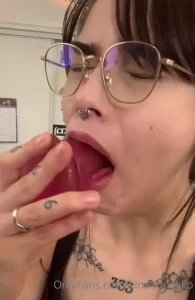 5227384
