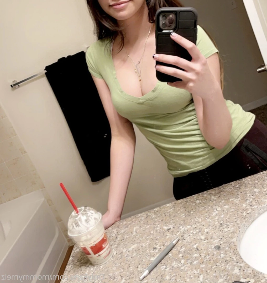 Melly [ mommymelz ] Onlyfans leaked photo 5536413 on Hotleaks.tv