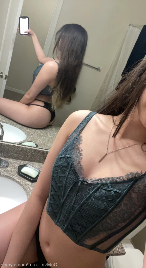 Melly [ mommymelz ] Onlyfans leaked photo 5537493 on Hotleaks.tv