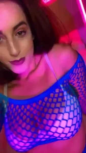 16023022