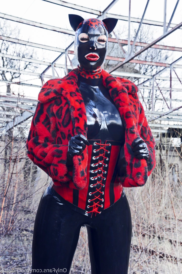 Morticia Fox [ morticiafox ] Onlyfans leaked photo 9300970 on Hotleaks.tv
