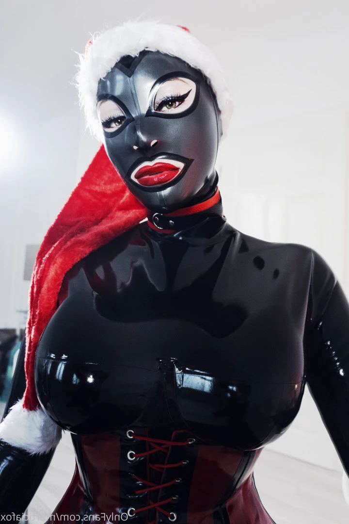 Morticia Fox [ morticiafox ] Onlyfans leaked photo 9301444 on Hotleaks.tv