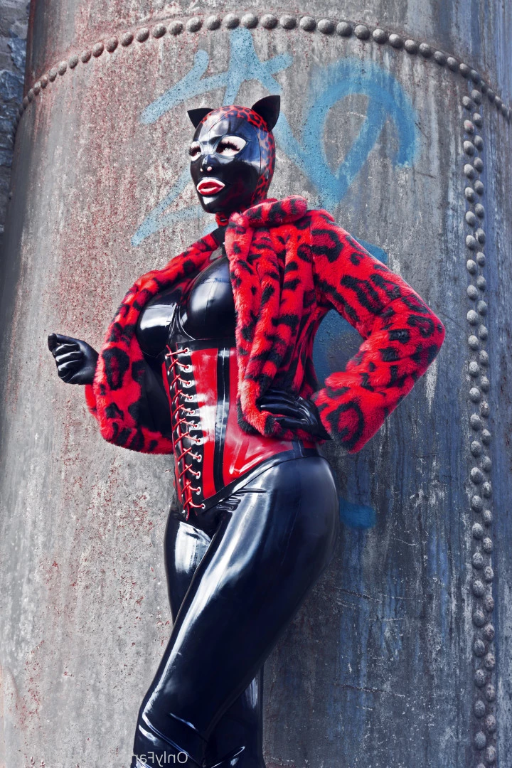 Morticia Fox [ morticiafox ] Onlyfans leaked photo 9302313 on Hotleaks.tv