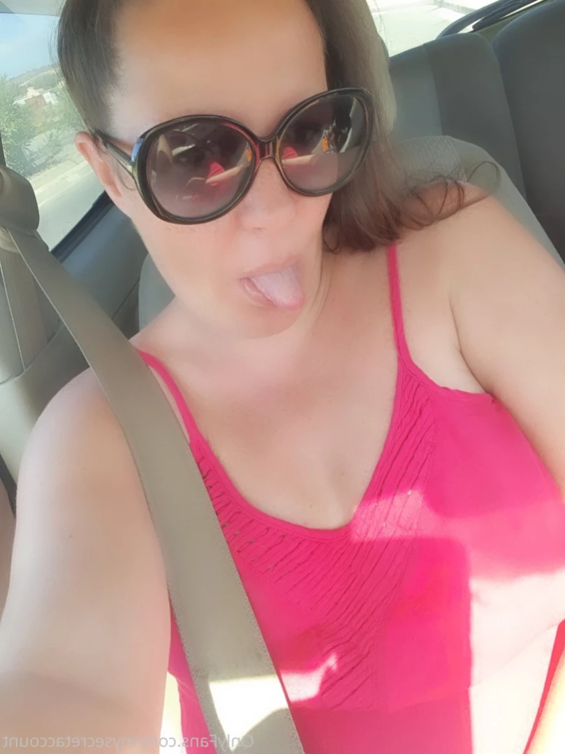 Mom's naughty secret [ mrsnicolessecret ] Onlyfans leaked photo 10867758 on Hotleaks.tv