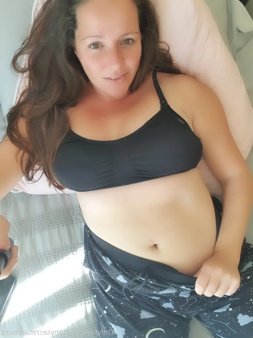 Mom's naughty secret [ mrsnicolessecret ] Onlyfans leaked photo 11091875 on Hotleaks.tv