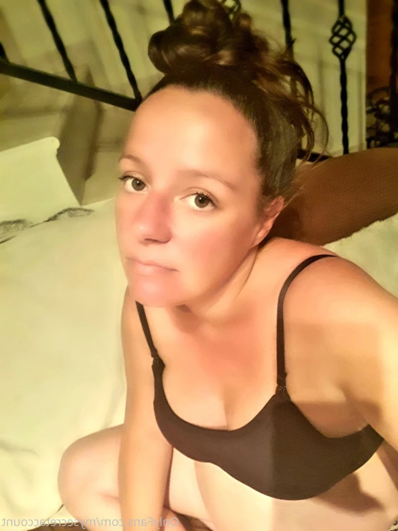 Mom's naughty secret [ mrsnicolessecret ] Onlyfans leaked photo 11091916 on Hotleaks.tv