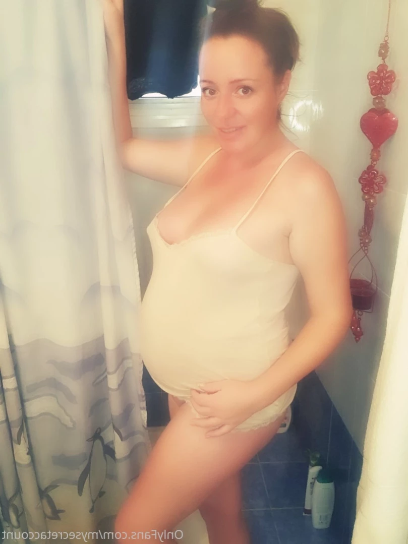 Mom's naughty secret [ mrsnicolessecret ] Onlyfans leaked photo 11092035 on Hotleaks.tv