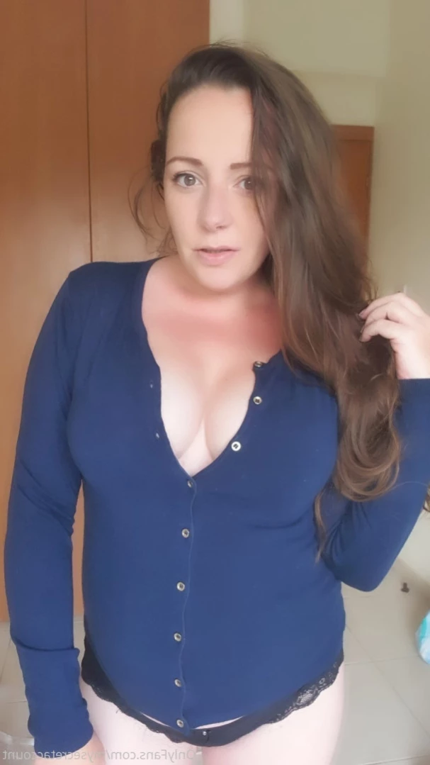 Mom's naughty secret [ mrsnicolessecret ] Onlyfans leaked photo 11093552 on Hotleaks.tv