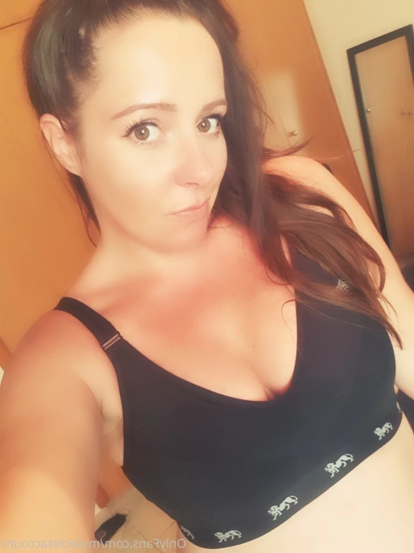 Mom's naughty secret [ mrsnicolessecret ] Onlyfans leaked photo 11093588 on Hotleaks.tv