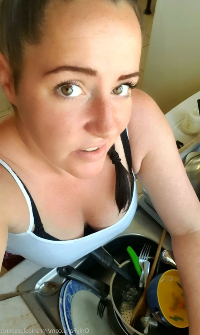 Mom's naughty secret [ mrsnicolessecret ] Onlyfans leaked photo 11093786 on Hotleaks.tv