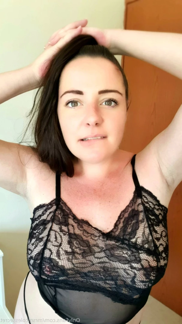 Mom's naughty secret [ mrsnicolessecret ] Onlyfans leaked photo 11093848 on Hotleaks.tv