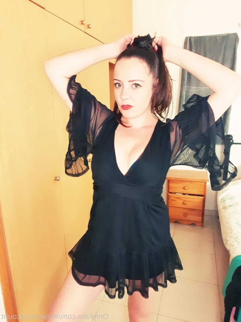 Mom's naughty secret [ mrsnicolessecret ] Onlyfans leaked photo 11722721 on Hotleaks.tv