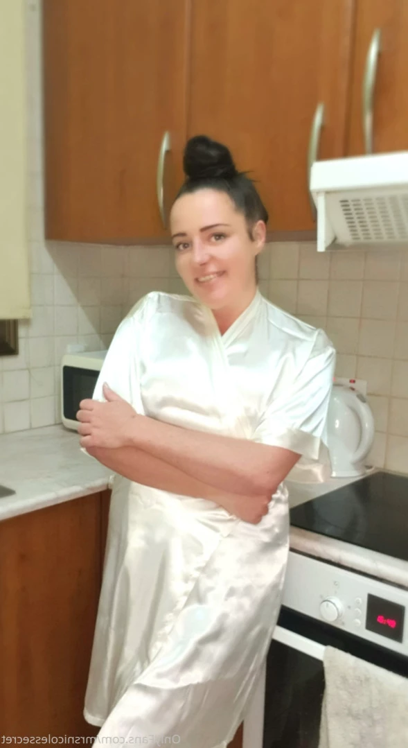 Mom's naughty secret [ mrsnicolessecret ] Onlyfans leaked photo 11722790 on Hotleaks.tv