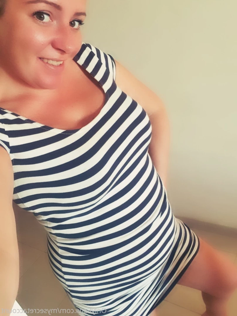 Mom's naughty secret [ mrsnicolessecret ] Onlyfans leaked photo 13156240 on Hotleaks.tv