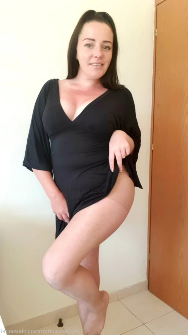 Mom's naughty secret [ mrsnicolessecret ] Onlyfans leaked photo 13427343 on Hotleaks.tv