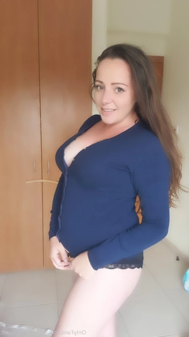 Mom's naughty secret [ mrsnicolessecret ] Onlyfans leaked photo 13952075 on Hotleaks.tv