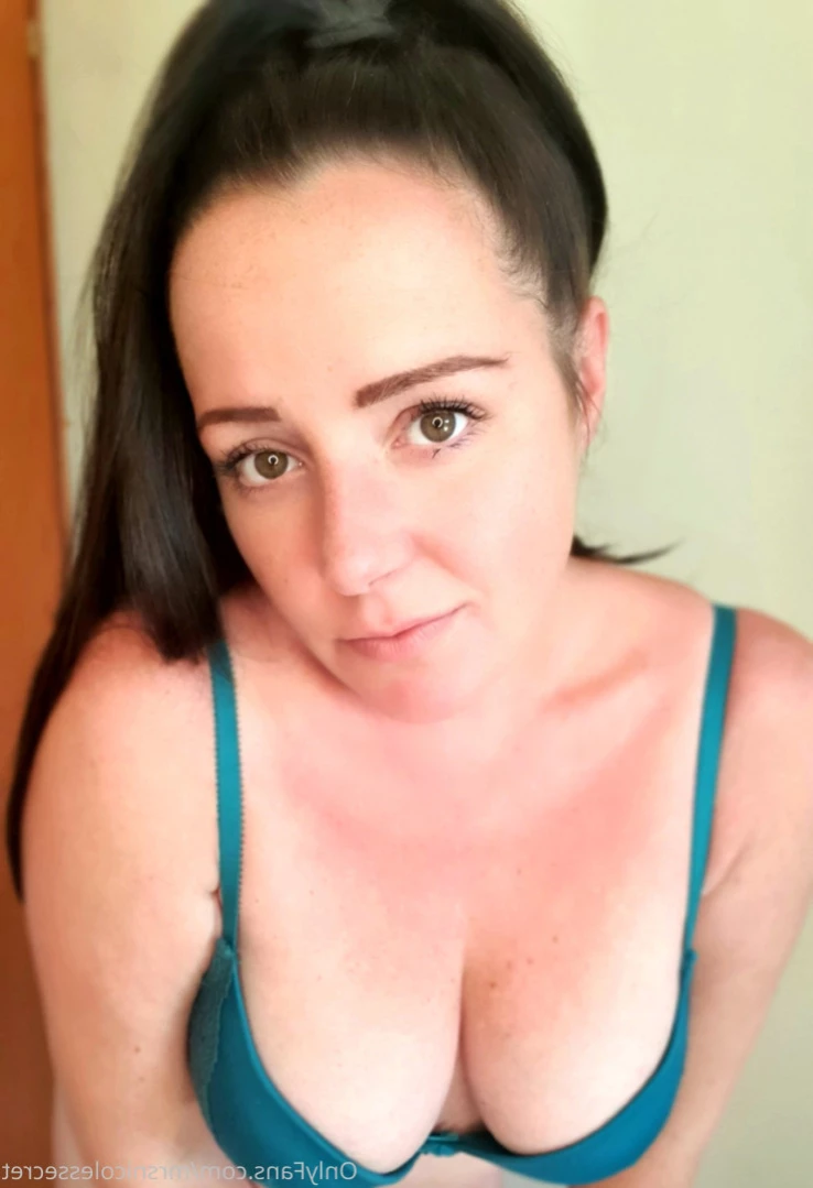 Mom's naughty secret [ mrsnicolessecret ] Onlyfans leaked photo 15167892 on Hotleaks.tv