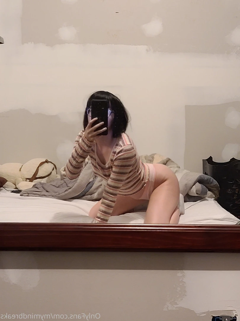 Your Internet Girlfriend ❤️ [ mymindbreaks ] Onlyfans leaked photo 9743075 on Hotleaks.tv